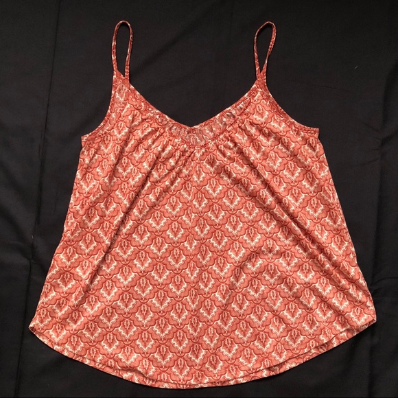 H&M- TANK - Picture 2 of 5